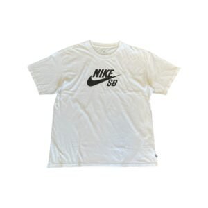 CAMISETA NIKE SB (LOOSE FIT)