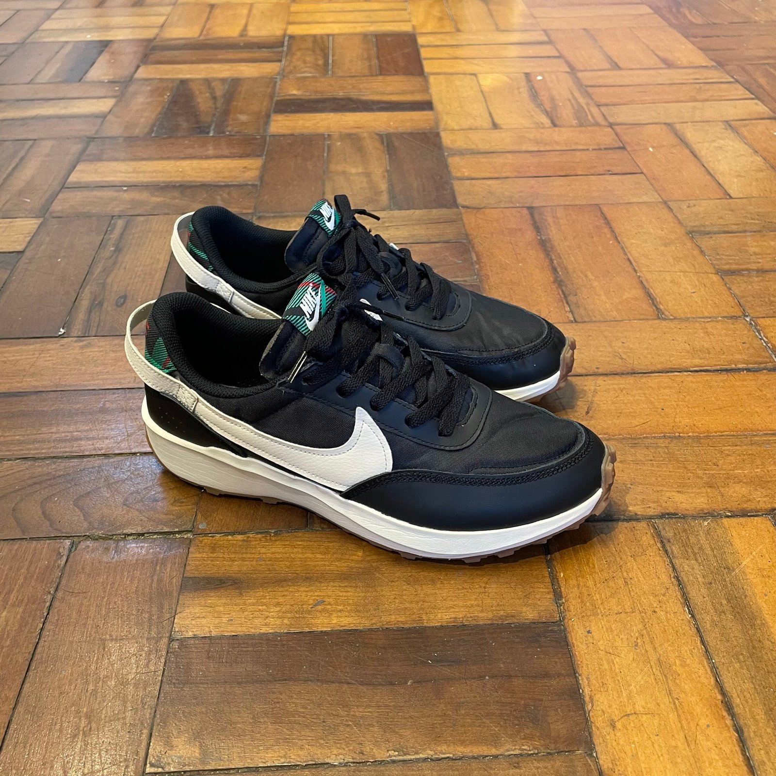 TÊNIS NIKE WAFFLE DEBUT - Imagem 5