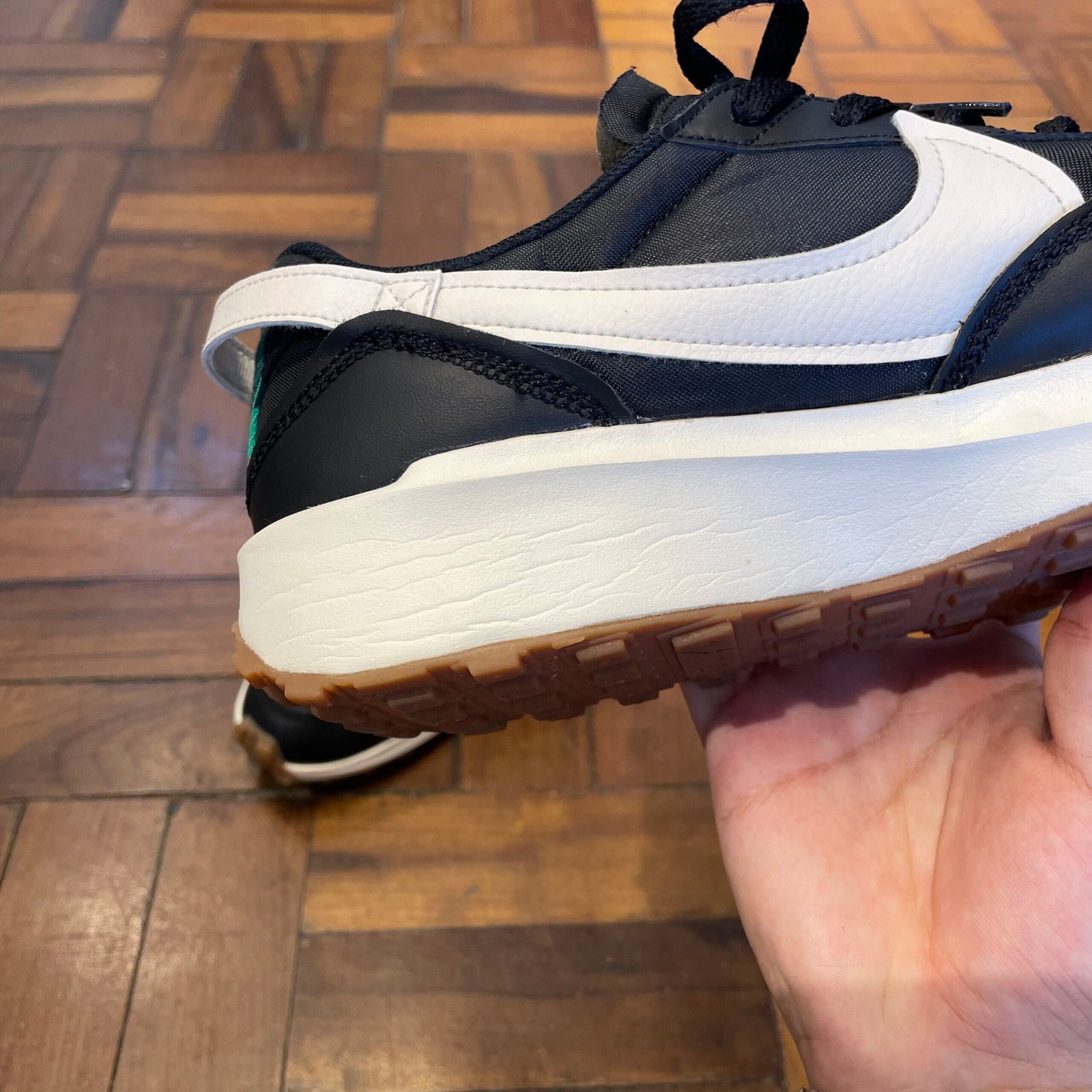 TÊNIS NIKE WAFFLE DEBUT - Imagem 4