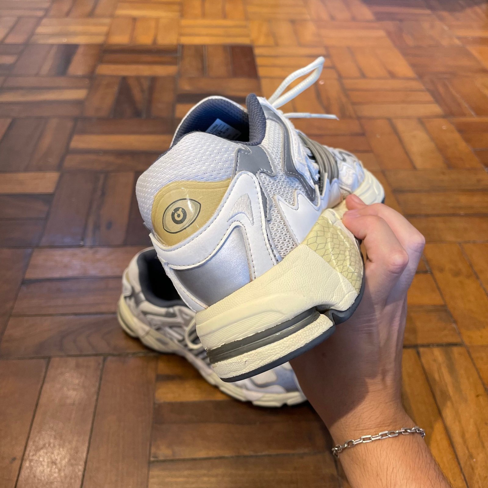 TÊNIS ADIDAS X BAD BUNNY RESPONSE CL WHITE - Imagem 5