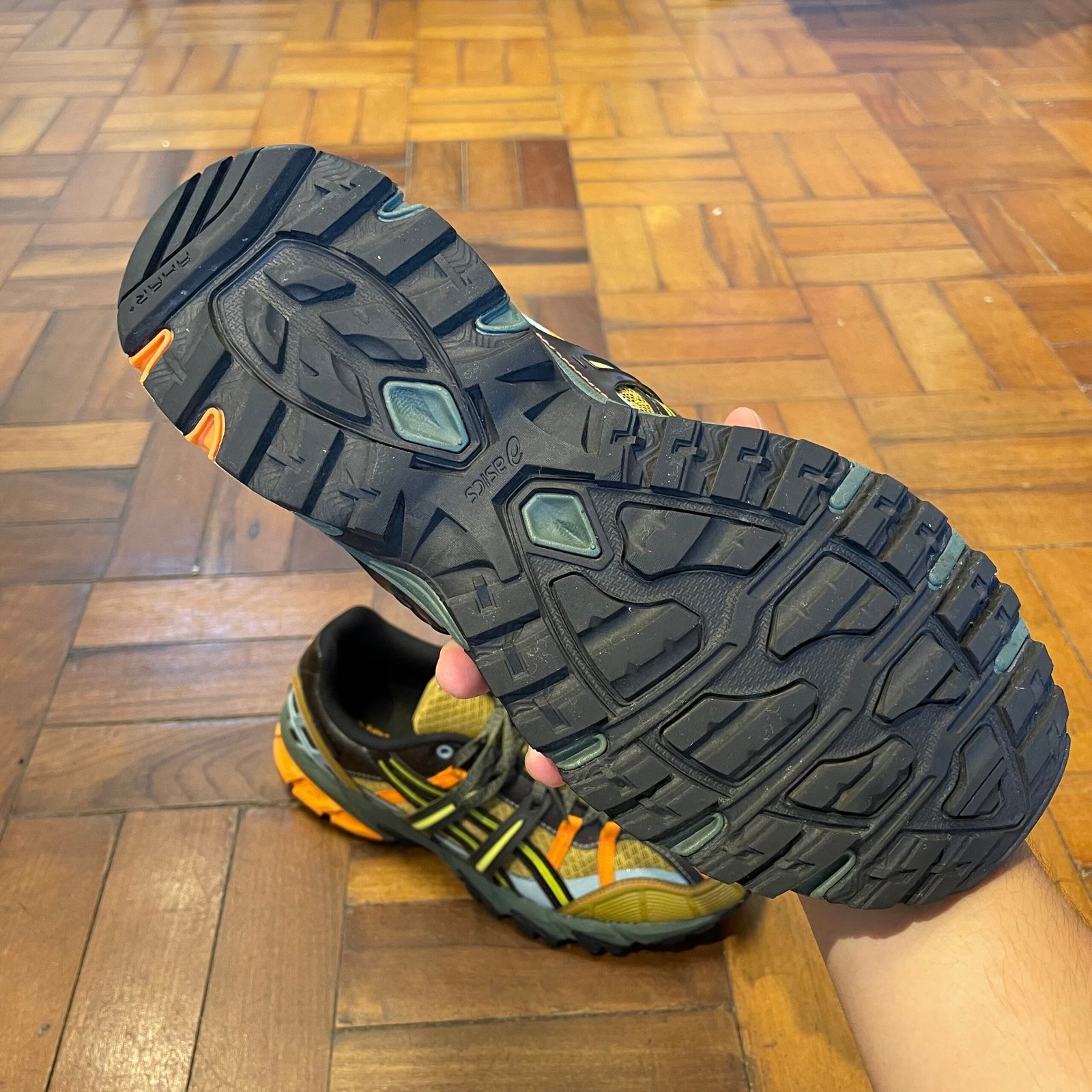 TÊNIS ASICS SPORTSTYLE X ANDERSSON BELL GEL SONOMA 15-50 (OLIVE OIL / DARK BROWN) - Imagem 7