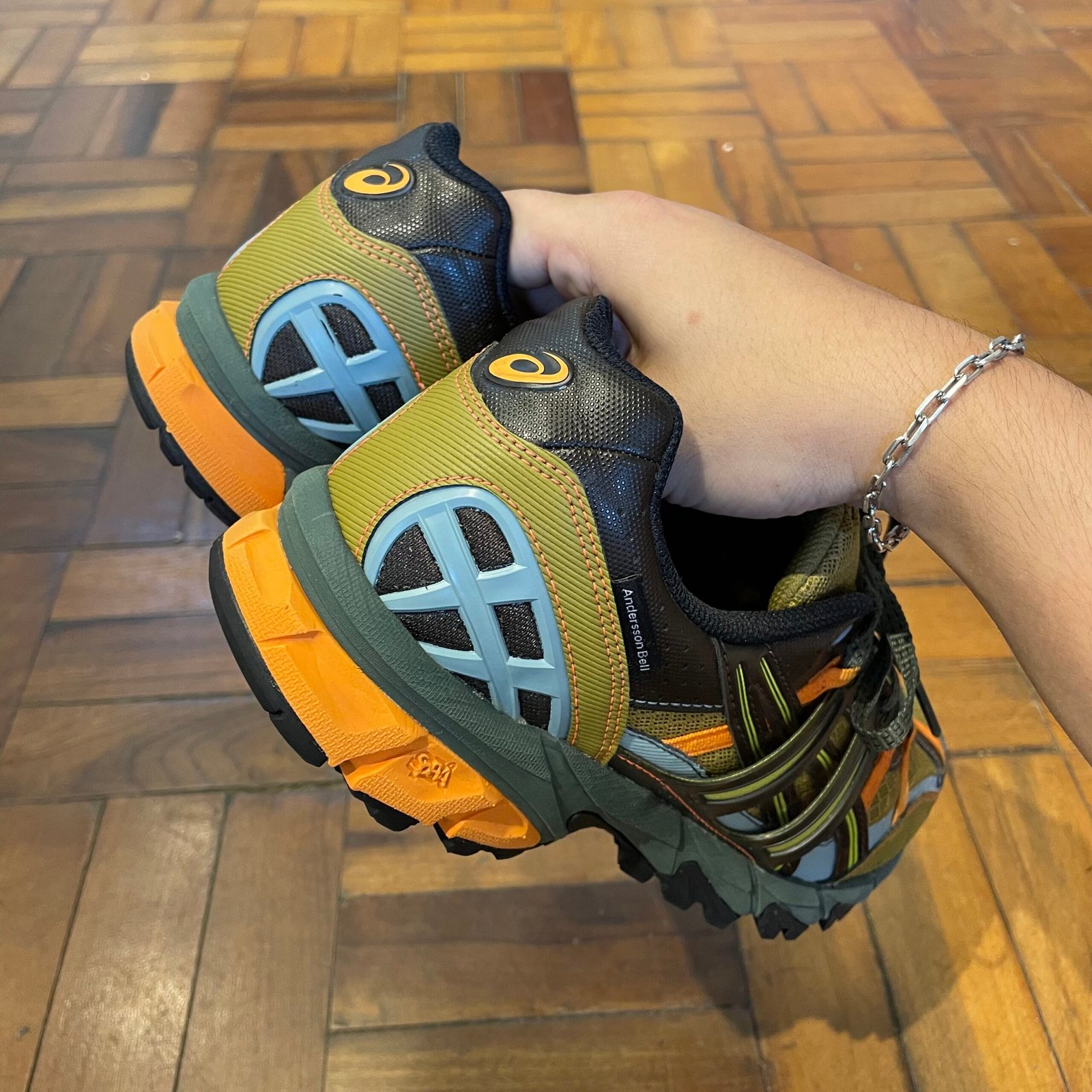 TÊNIS ASICS SPORTSTYLE X ANDERSSON BELL GEL SONOMA 15-50 (OLIVE OIL / DARK BROWN) - Imagem 6